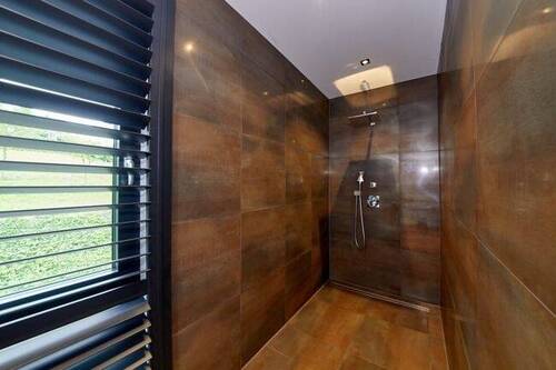 Bad Whg. OG Wohnhaus - 