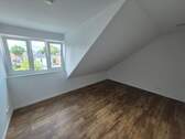 Dachgeschosswohnung mit Schrägen - 