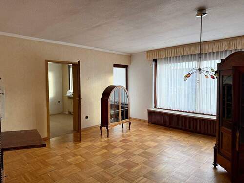 Wohn- Esszimmer (Whg. OG) - 