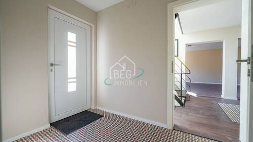 Eingangsbereich - 6 Zimmer Einfamilienhaus in Dörzbach