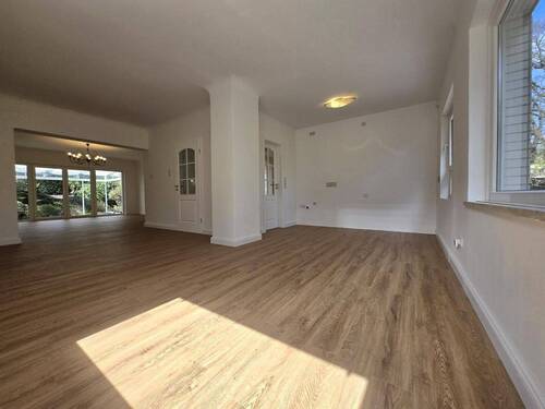 ca. 50 m² Wohn- / Essbereich Ansicht 2 - 