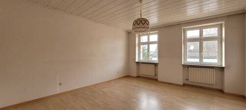 Bild 3 - 5 Zimmer Reihenendhaus in Irsch