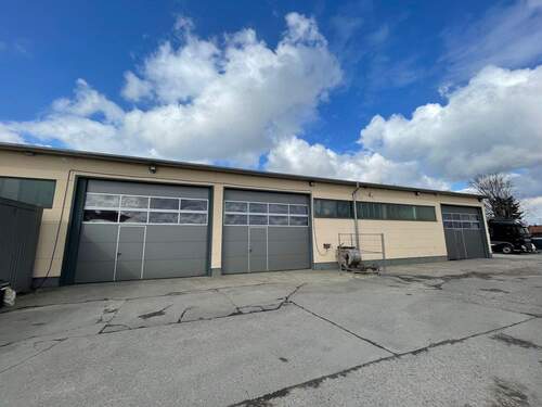 3 - Moderne Gewerbehalle ca. 320 qm - ideal für LagerProduktion - in Veitsbronn