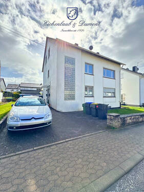 Gebäudeansicht - Freistehendes gepflegtes 2-3 FH mit Wintergarten, Garage, sofort verfügbar