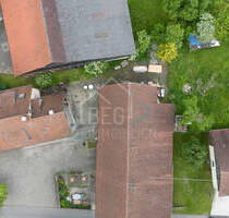 Mehrfamilienhaus mit großer Scheune in zentraler Lage - Rosengarten Uttenhofen