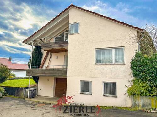 2 Außenansicht - 8 Zimmer Einfamilienhaus zum Kaufen in Göppingen / Bartenbach