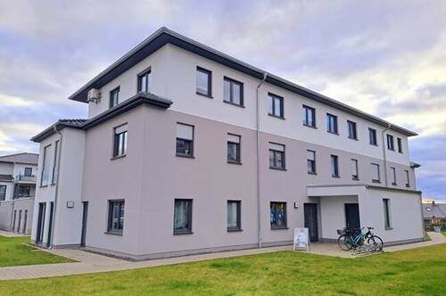 Objektansicht - 4 Zimmer Etagenwohnung zur Miete in Brandenburg an der Havel / Neuschmerzke