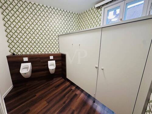 WC im 1.OG -2- - 