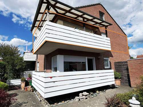 Rückansicht mit Balkon - OG - 3 Zimmer Etagenwohnung in Greven