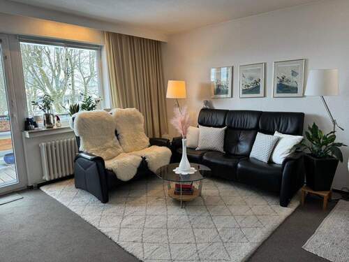 Wohnzimmer mit Essbereich - 