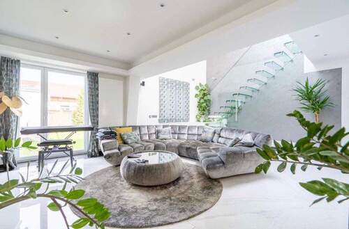 Wohnzimmer - 1 Zimmer Einfamilienhaus in Geretsried