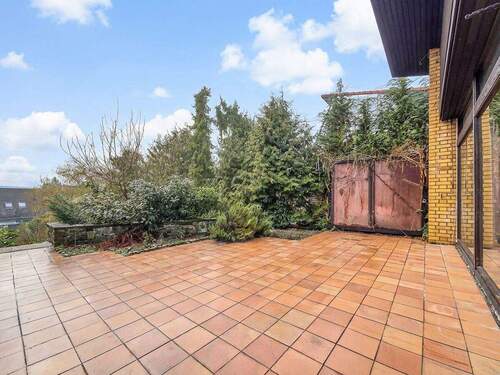 Terrasse oben - Einfamilienhaus mit 184,00 m&sup2; in Hersbruck zum Kaufen