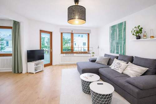 Wohnbereich - 3 Zimmer Etagenwohnung zum Kaufen in Bremen