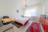 1. OG Schlafzimmer - 