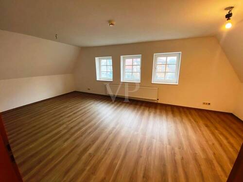 Wohnzimmer 1 - 2 Zimmer Etagenwohnung zur Miete in Celle
