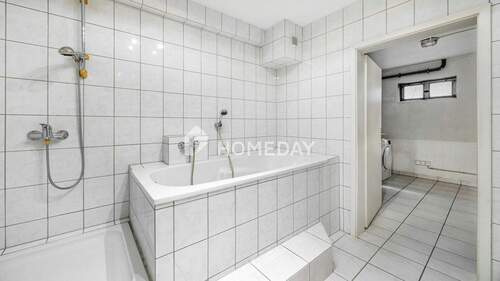 KG Badezimmer 1 - 