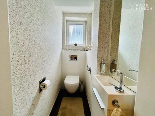 separates WC OG - 
