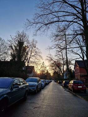 Straßenansicht - 5 Zimmer Doppelhaushälfte zum Kaufen in Berlin