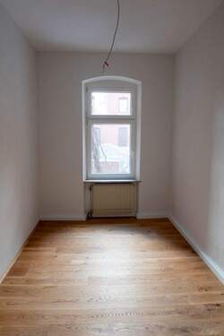 Kleines Zimmer mit Hofblick - 