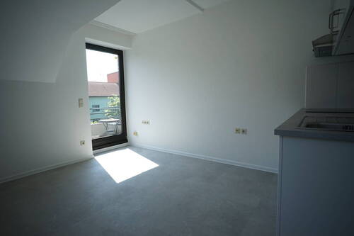 DSC00360 - Etagenwohnung mit 42,00 m&sup2; in Kassel / Wesertor zur Miete