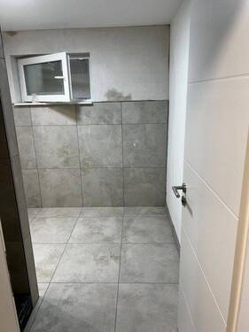 Duschbad KG - 