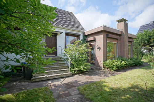 27578 Bremerhaven - Volksbank Immobilien: Lichtdurchflutetes Einfamilienhaus im Schierholzgebiet!