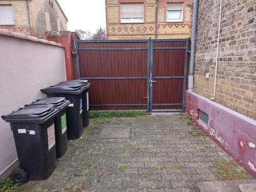 Einfahrt - 4 Zimmer Doppelhaushälfte in Mainz-Kostheim