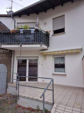 Seitenansicht - Doppelhaushälfte mit 109,70 m&sup2; in Mainz-Kostheim zum Kaufen