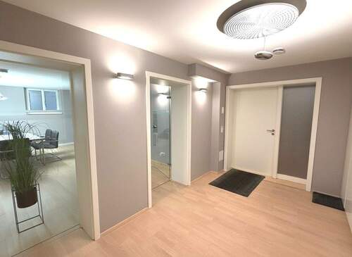 Eingang - 3 Zimmer Büro in Roth