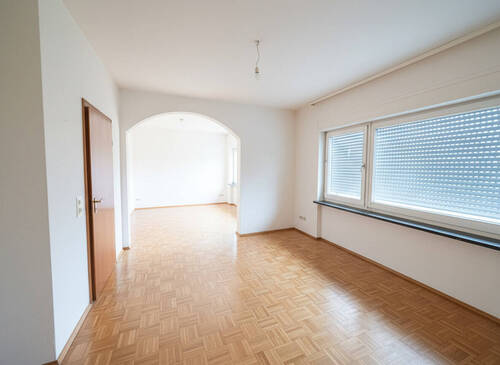 Wohnzimmer EG virtuelles Homestaging - 1 Zimmer Einfamilienhaus in Birkenau