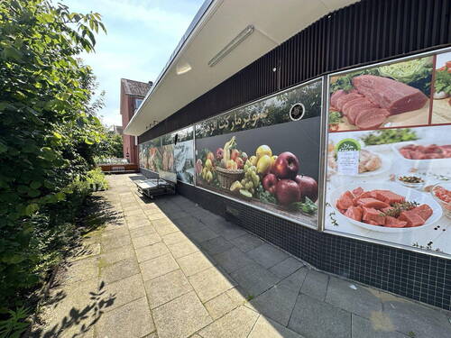 Schaufenster - Seitenansicht 1 - Gewerbeobjekt (Büro, Produktion, Verkauf) in Norderstedt zur Miete