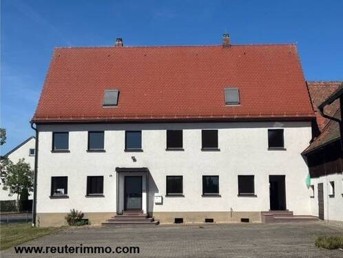 Frontansicht - MEHRGENERATIONENHAUS MIT VIEL GARTEN ZU VERMIETEN - RUHIGE LAGE