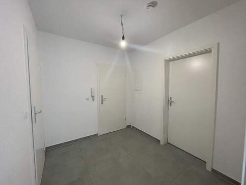 Flur - 2 Zimmer Etagenwohnung zur Miete in Dortmund