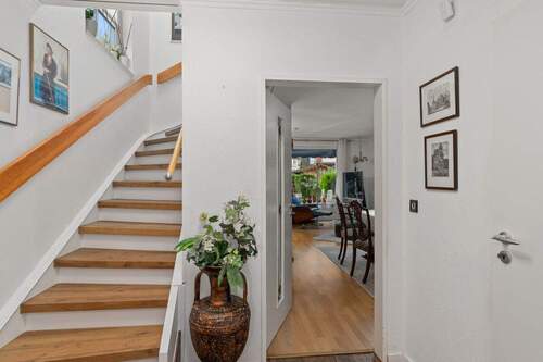 Flur - 3 Zimmer Reihenendhaus zum Kaufen in Bremen