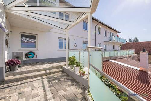 Außenbereich / Carport - 