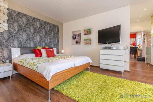 Schlafzimmer Obergeschoss - Einfamilienhaus mit 188,00 m&sup2; in Wackernheim zum Kaufen