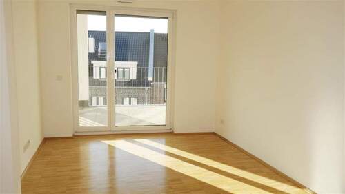 Arbeitszimmer / Terrasse - 