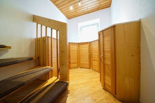 Einbauschuhschrank Flur OG.jpg - 