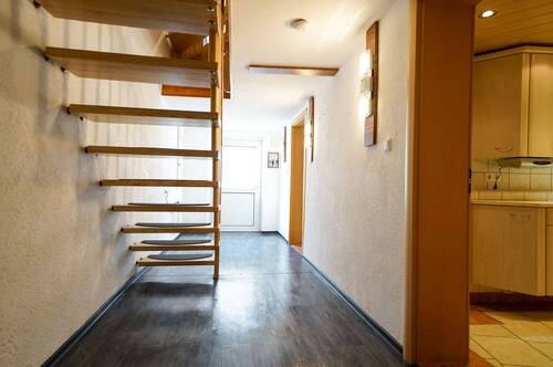 Eingangsbereich EG.jpg - Doppelhaushälfte in Landau an der Isar zum Kaufen