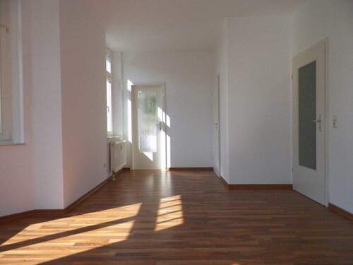 Wohnzimmer - Etagenwohnung mit 45,90 m&sup2; in Zwickau zur Miete