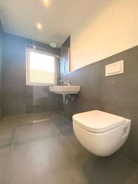 Badezimmer - Etagenwohnung mit 75,00 m&sup2; in Schaumburg_Kreis zum Kaufen