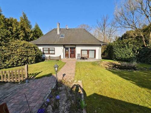 Ihr neues Zuhause - 5 Zimmer Einfamilienhaus zum Kaufen in Celle