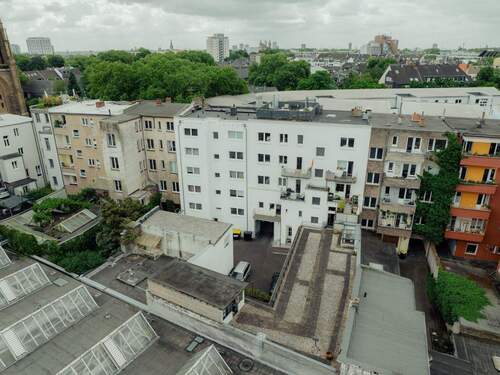 Titelbild - 2 Zimmer Mehrfamilienhaus, Wohnhaus zum Kaufen in Köln