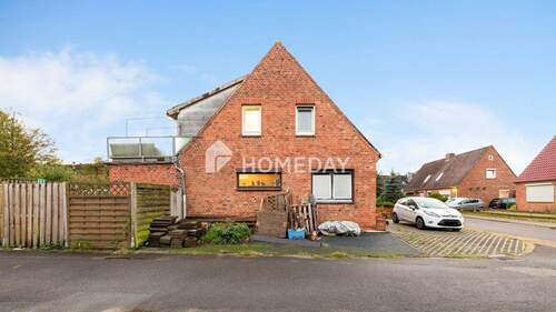 Außenansicht 1 - 5 Zimmer Doppelhaushälfte in Büdelsdorf