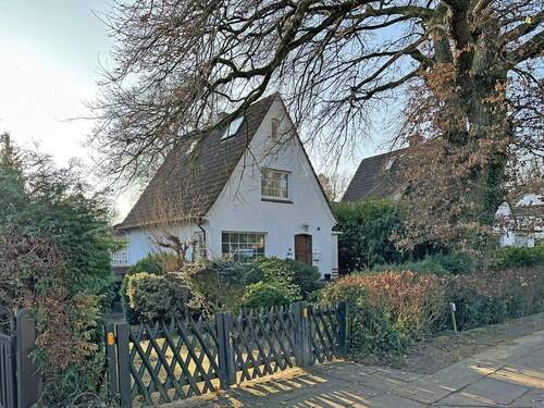 Straßenansicht - 3 Zimmer Einfamilienhaus zum Kaufen in Hamburg