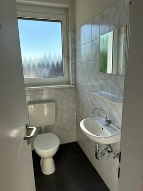 WC - 