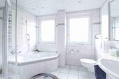 Badezimmer Hochparterre-Wohnung - 