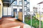 © KI Terrassenwohnung Erlangen - Trendige Stadtwohnung mit Balkon und Garten in zentraler Lage!