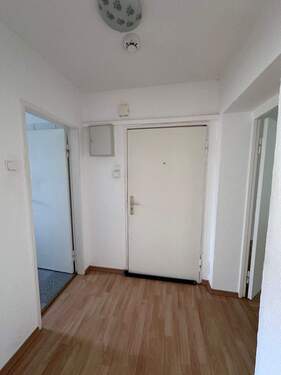 Flur.jpg - 2 Zimmer Etagenwohnung in Saarbrücken