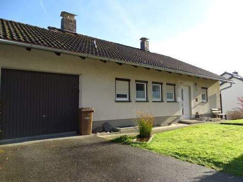 Garage / Stellplatz - 